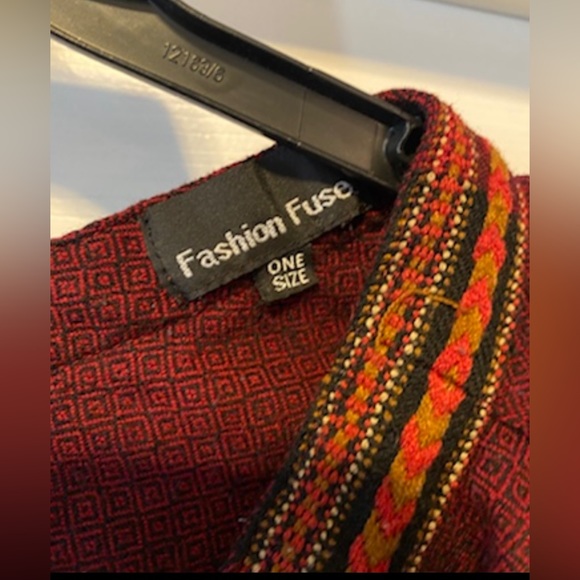 Fashion Fuse Poncho is one size. - Picture 3 of 3